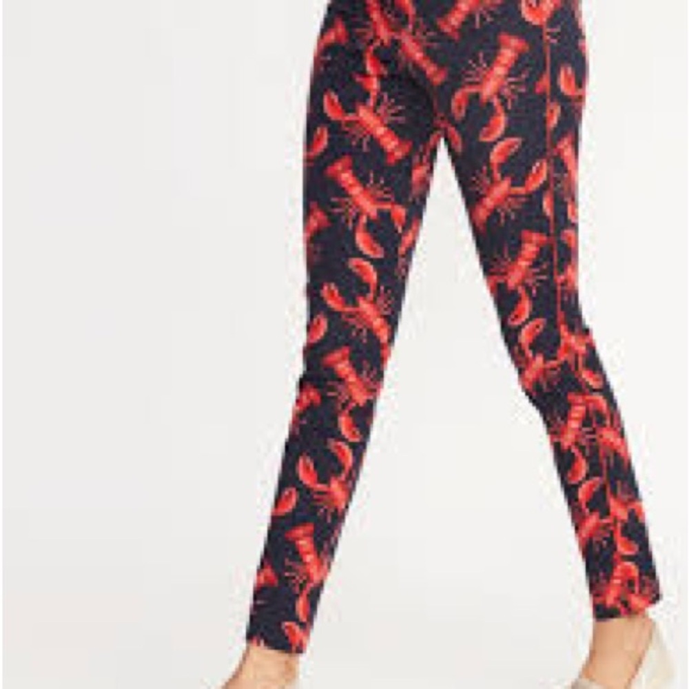 Old Navy Red Lobster Pixie Ankle Pants